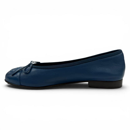 Chanel Ballerina CC Logo Ribbon Leather Flat Pumps Ballet Shoes Navy — view 5
