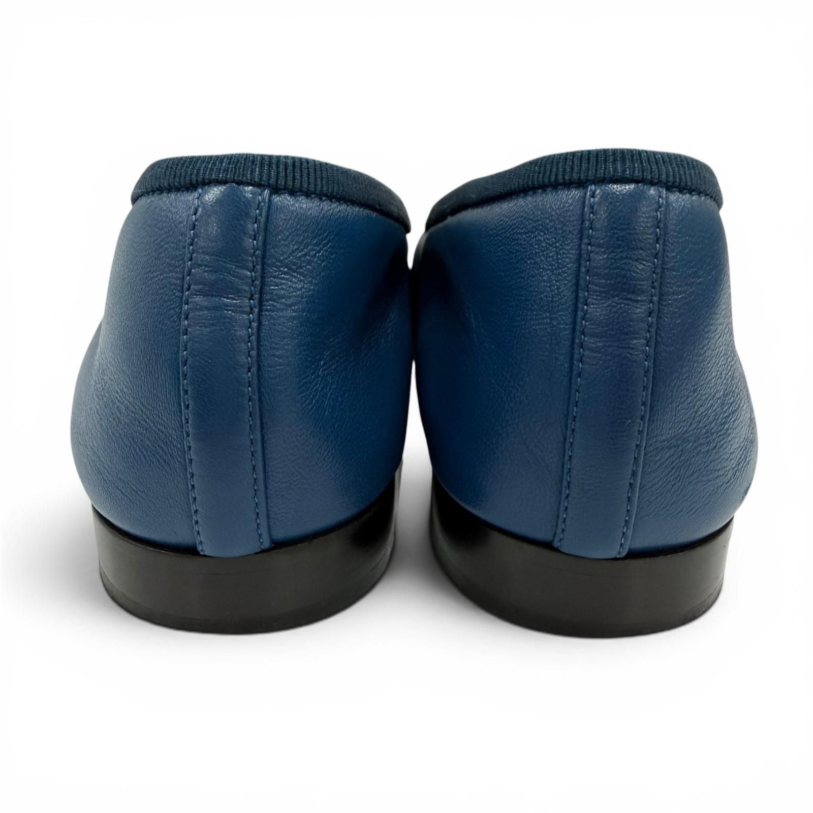 Chanel Ballerina CC Logo Ribbon Leather Flat Pumps Ballet Shoes Navy — view 3