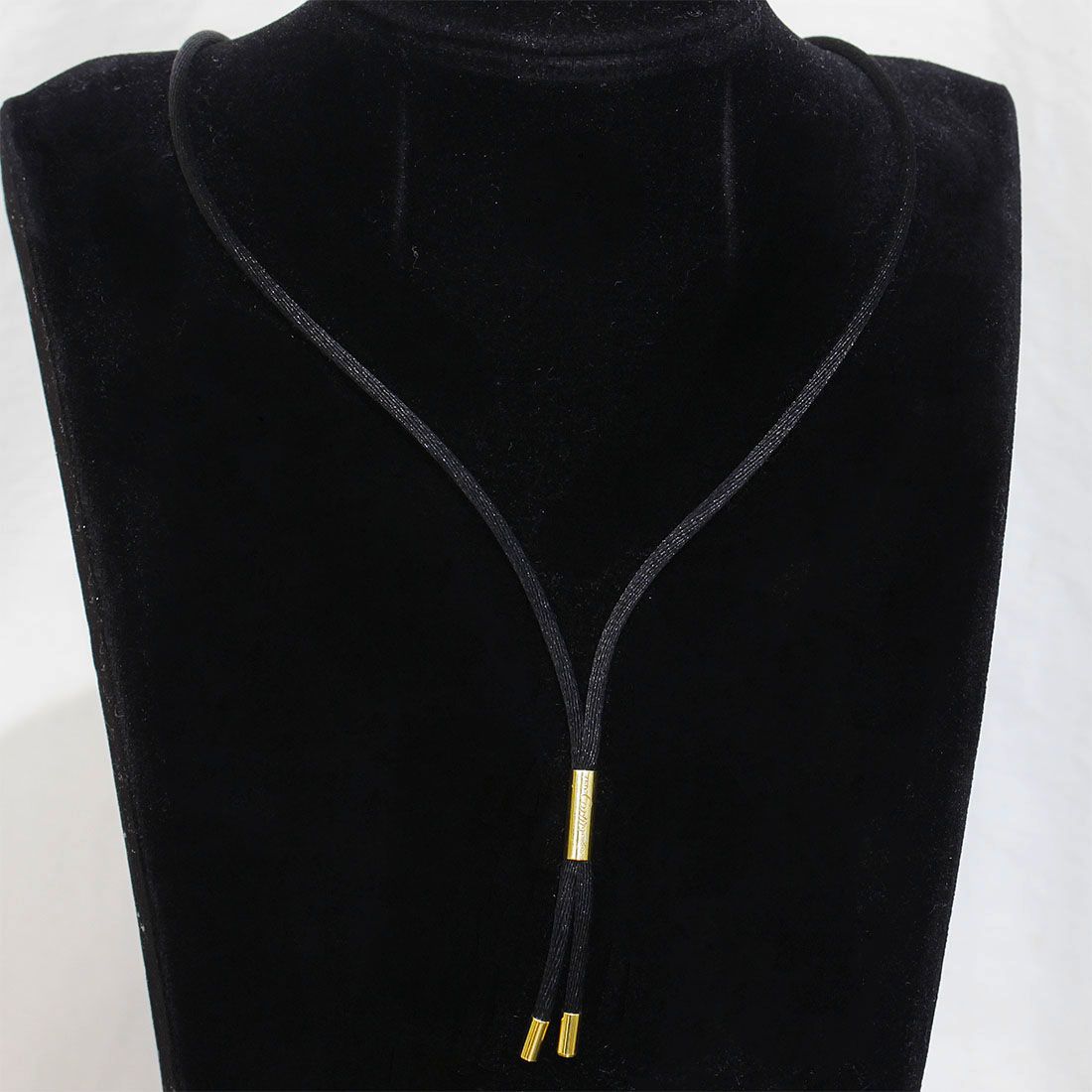 Cartier Cotton Code Necklace Gold 18K — view 4