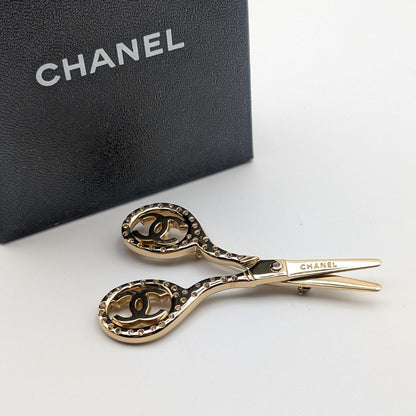 Chanel 02P Brooch CC Logo Scissors Gold Rhinestone