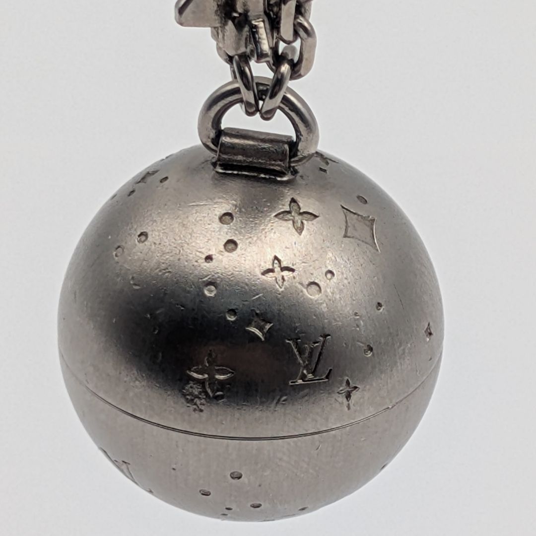 Louis Vuitton Corriem Necklace Silver Space Shuttle Rocket Moon — view 3