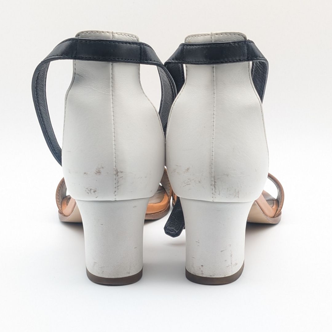 Hermes Manage Opunto Kelly Sandals Leather White Brown — view 5