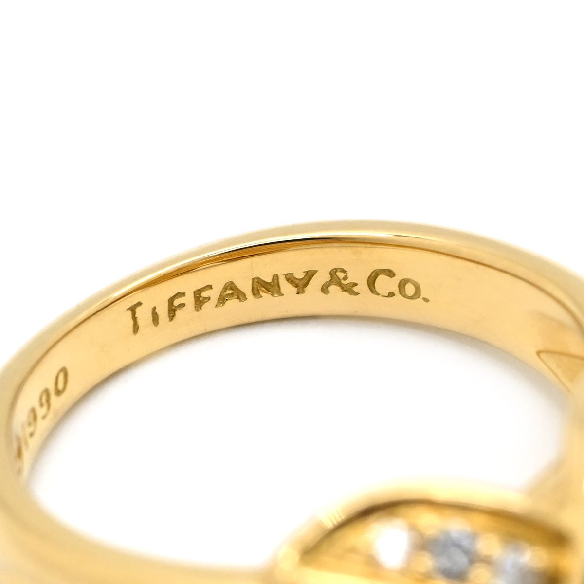 Tiffany & Co Ring Signature Diamond Yellow Gold T& 750 18K Yellow Gold Cross — view 4