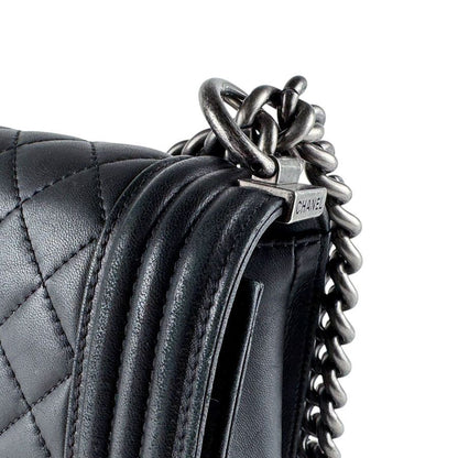 Chanel Shoulder Bag Boy Large — view 6