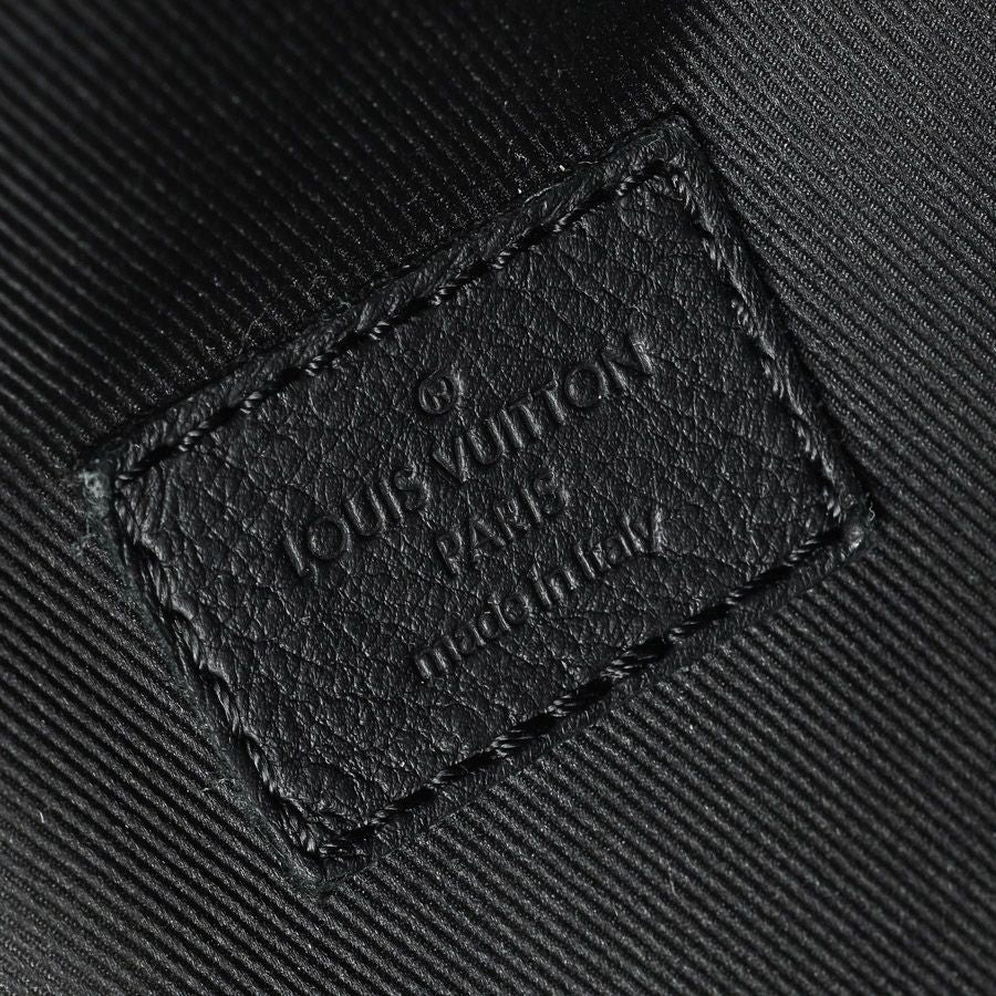 Louis Vuitton Belt Bag — view 6