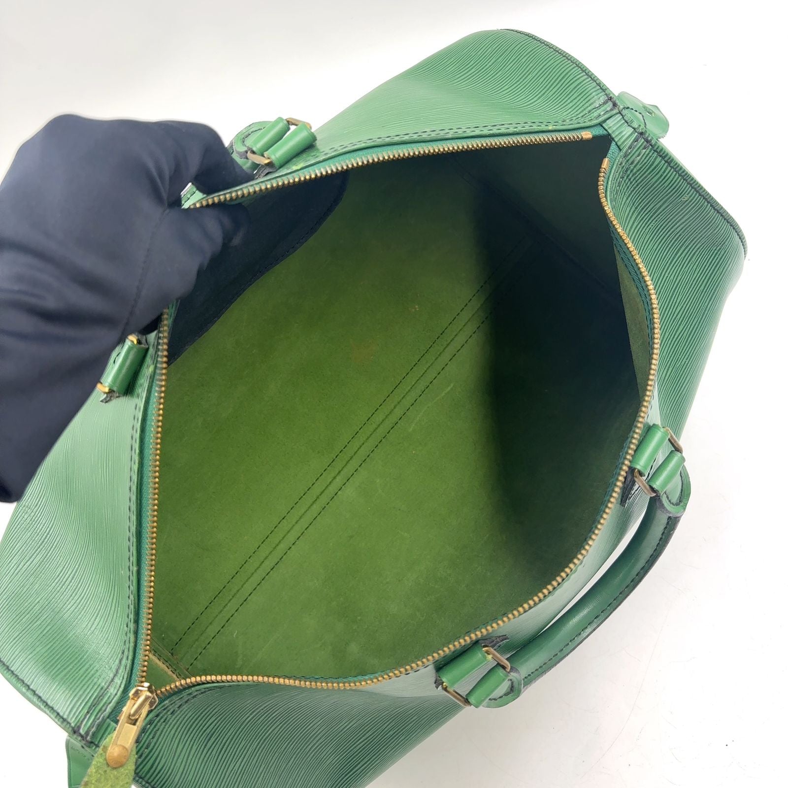 Louis Vuitton Speedy 40 Epi Borneo Green Leather Handbag Gold — view 3