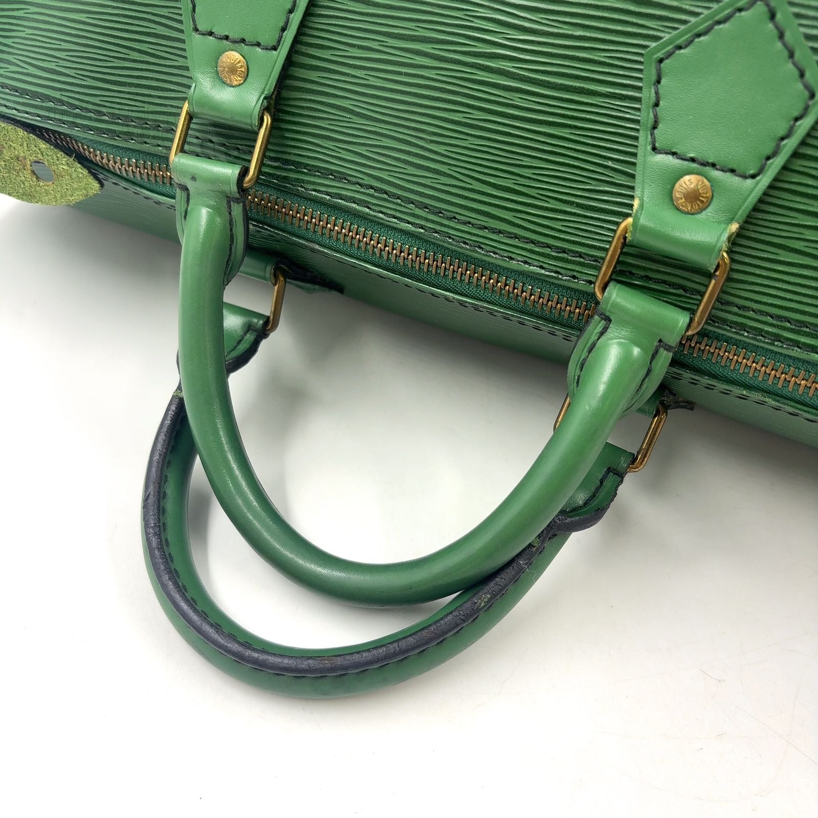 Louis Vuitton Speedy 40 Epi Borneo Green Leather Handbag Gold — view 6
