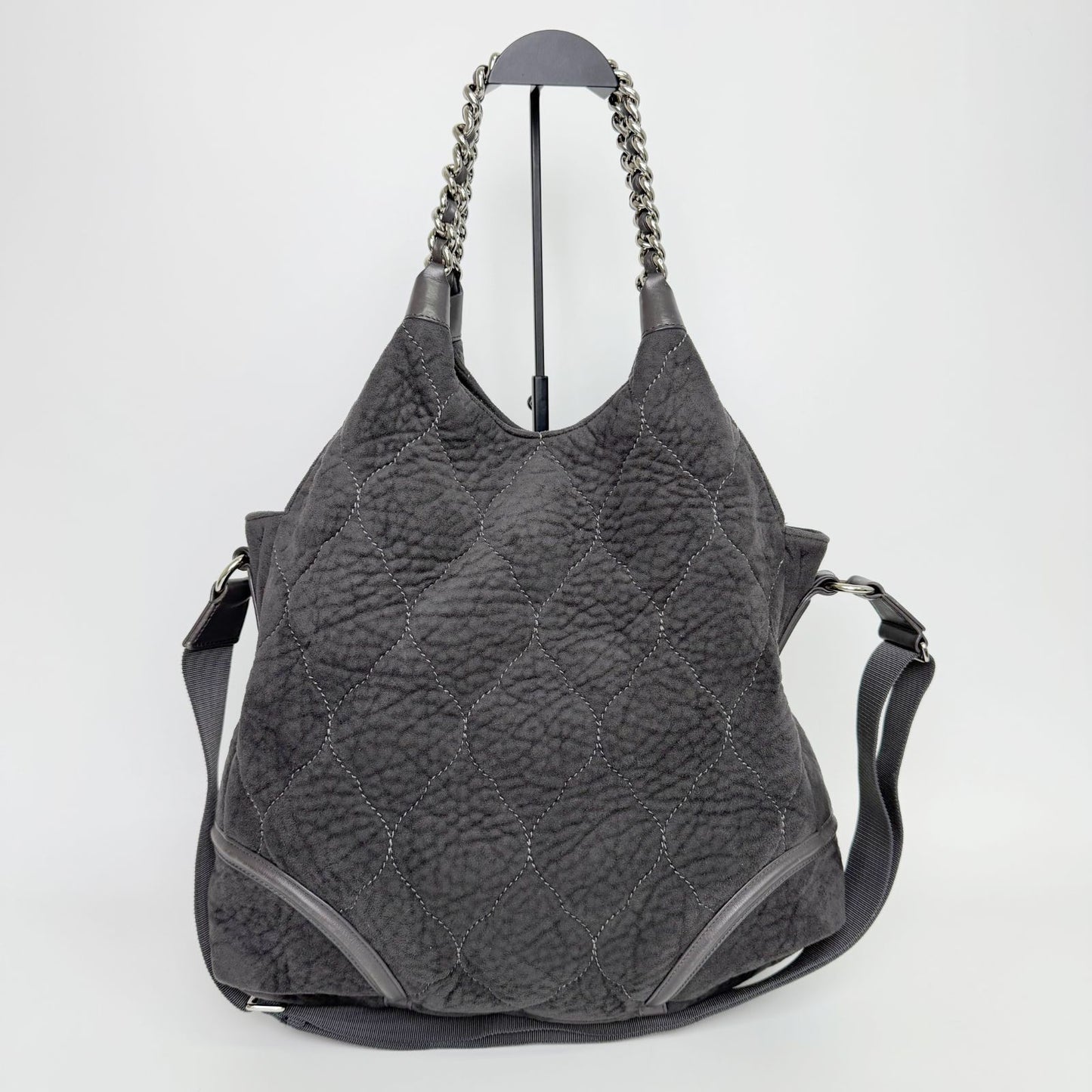 Chanel Sports Line CC Logo Chain Shoulder Bag Suede Leather Gray Silver Vintage — view 5