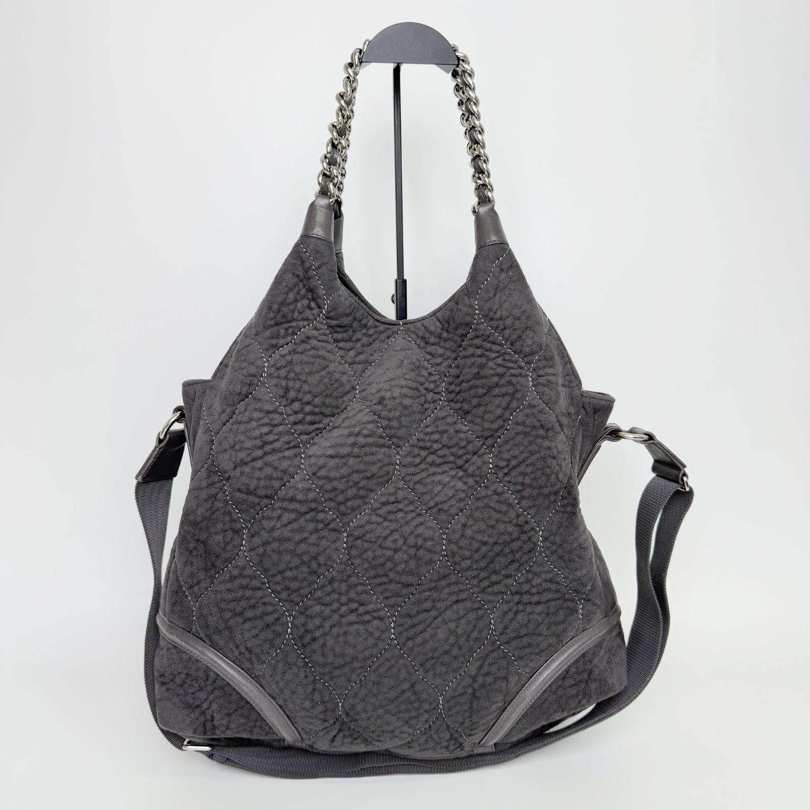 Chanel Sports Line CC Logo Chain Shoulder Bag Suede Leather Gray Silver Vintage — view 5