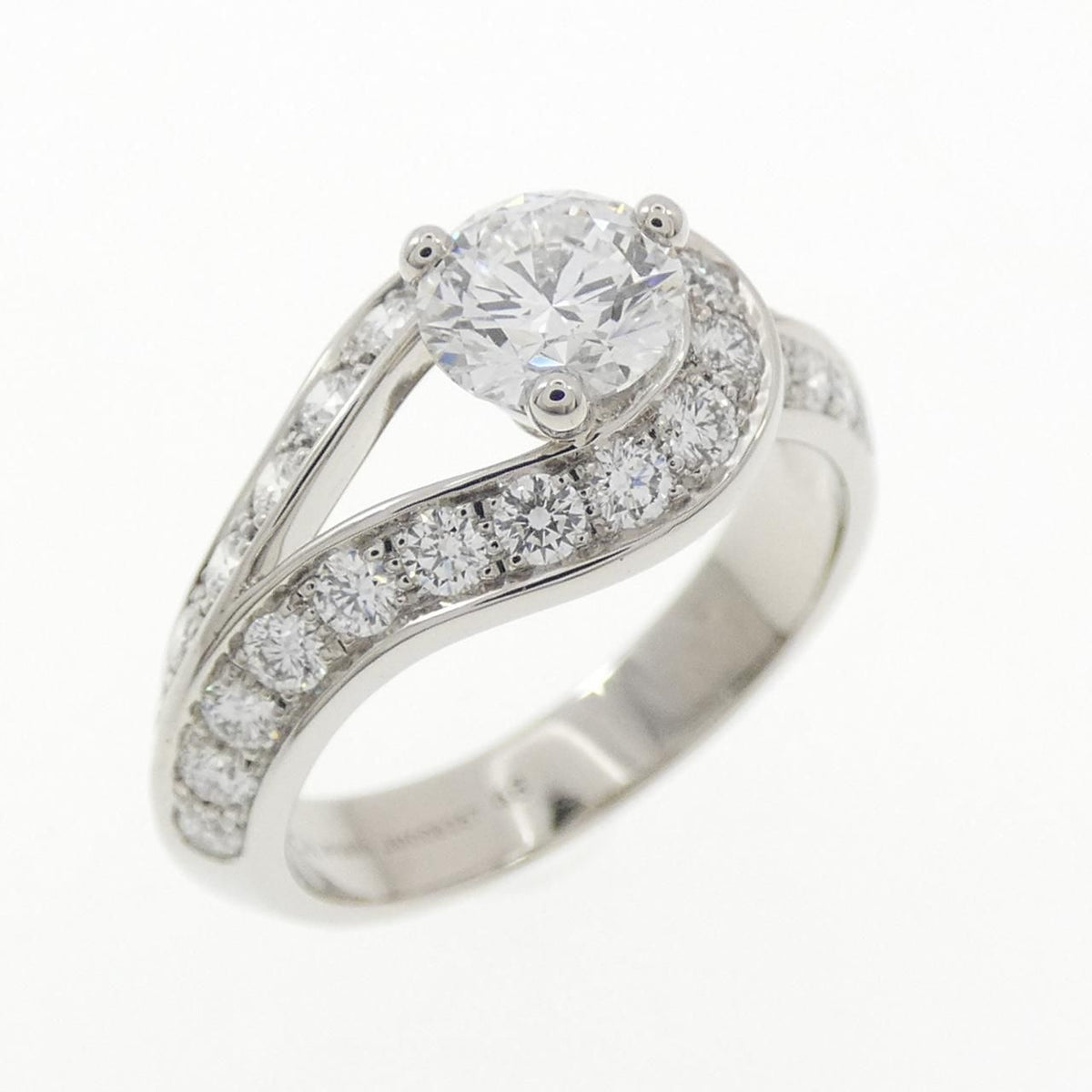 Van Cleef & Arpels Couture Ring