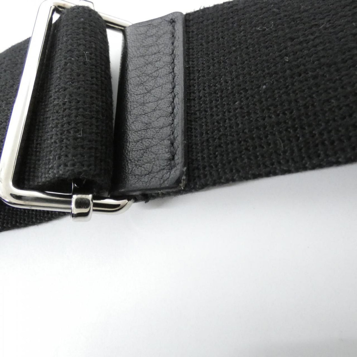 Hermes Evelyne 3 PM Shoulder Bag — view 5