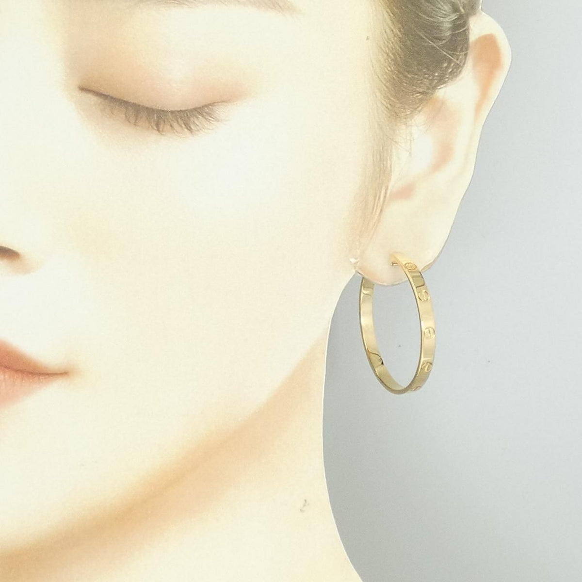 Cartier Love Earrings Gold — view 4