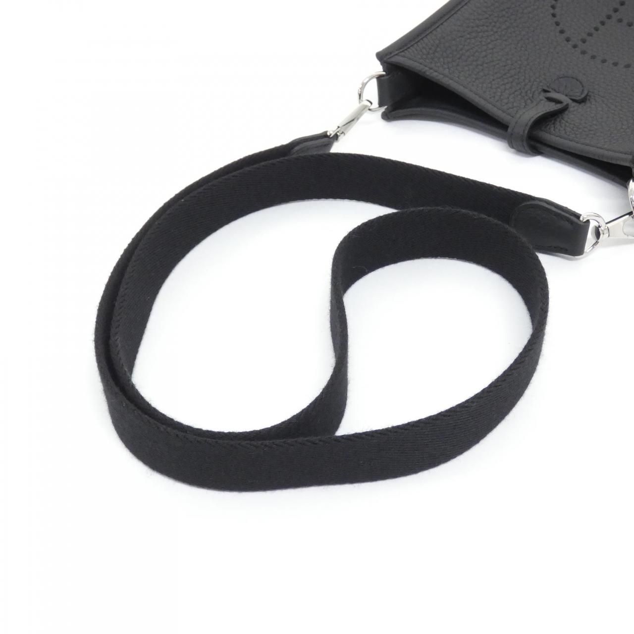 Hermes Evelyne Amazon 16 Shoulder Bag — view 4