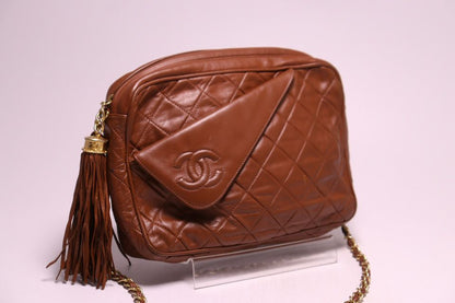 Chanel 0 Quilted Lambskin Chain Shoulder Bag — view 4