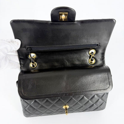 Chanel Shoulder Bag Quilted 25 Double Chain CC Logo Flap Crossbody Lambskin — view 4