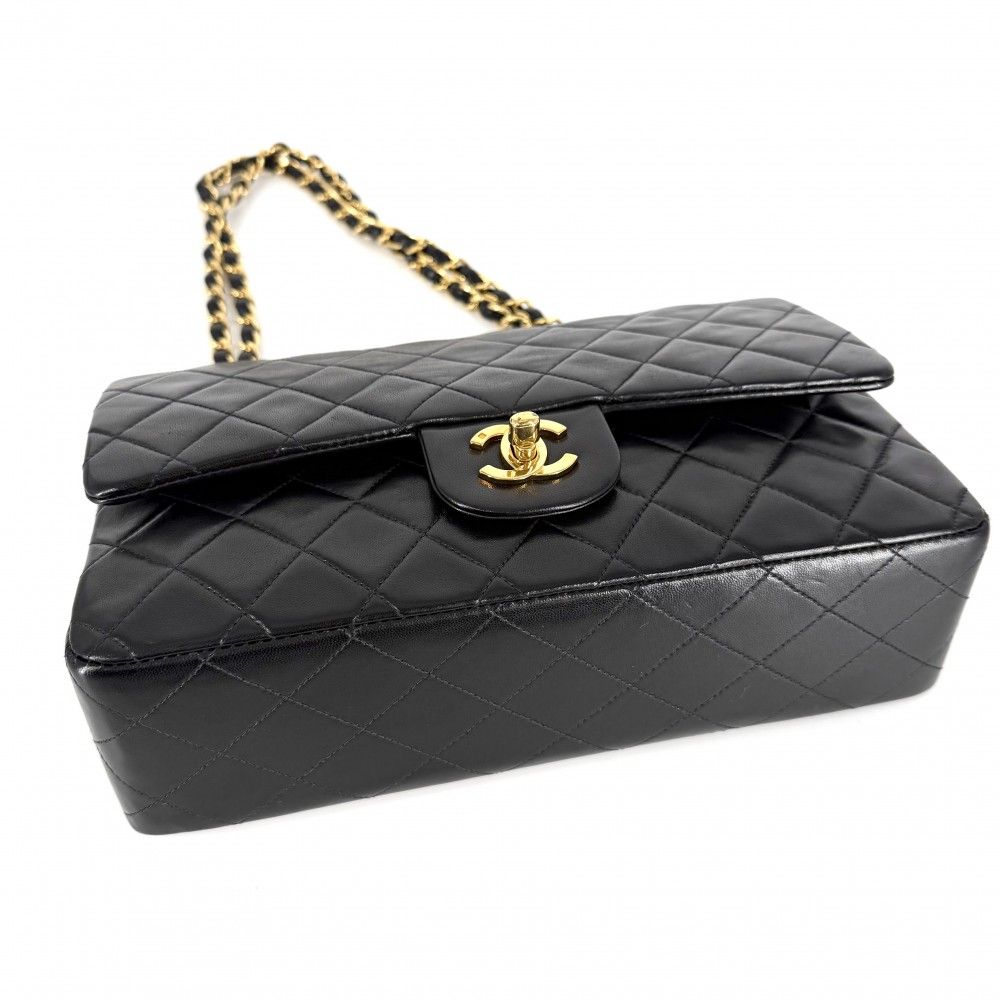 Chanel Shoulder Bag Quilted 25 Double Chain CC Logo Flap Crossbody Lambskin — view 3