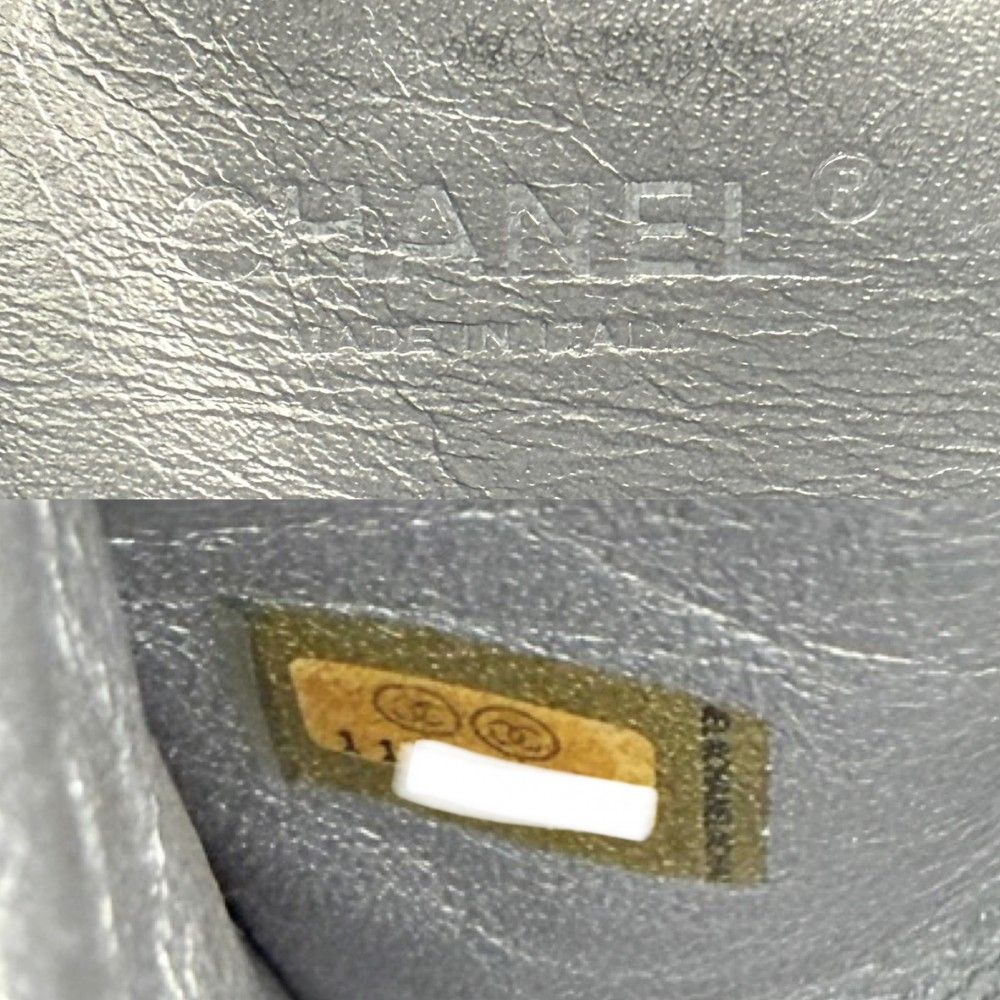 Chanel Shoulder Bag CC Logo Chain Bag Patent Patent Leather Black Silver — view 5