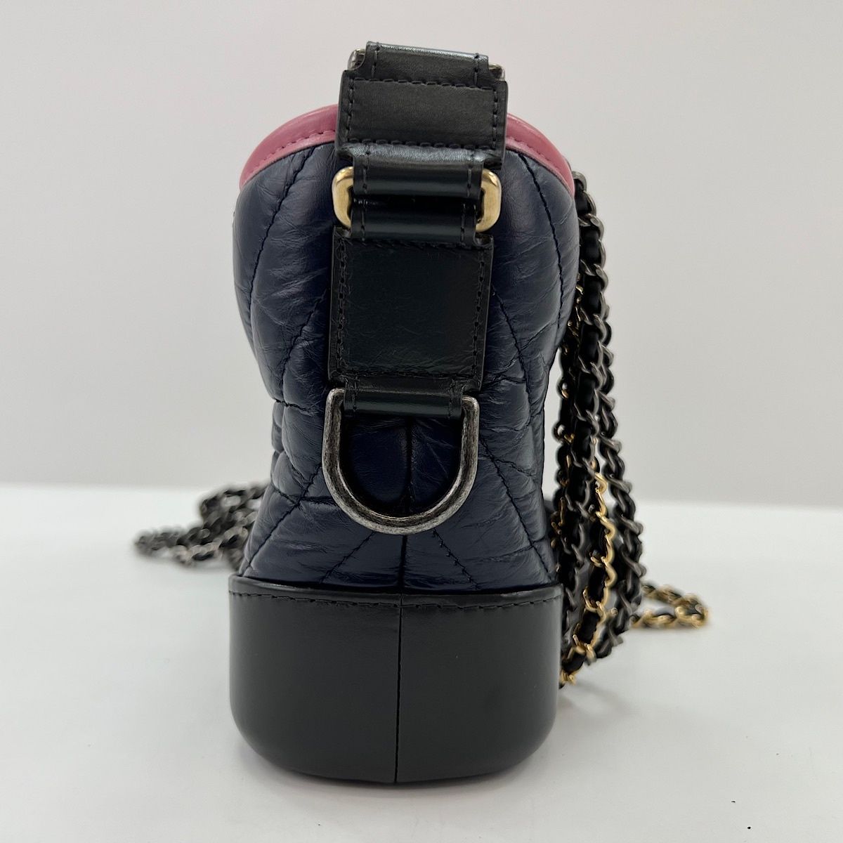 Chanel Shoulder Bag Gabrielle — view 5