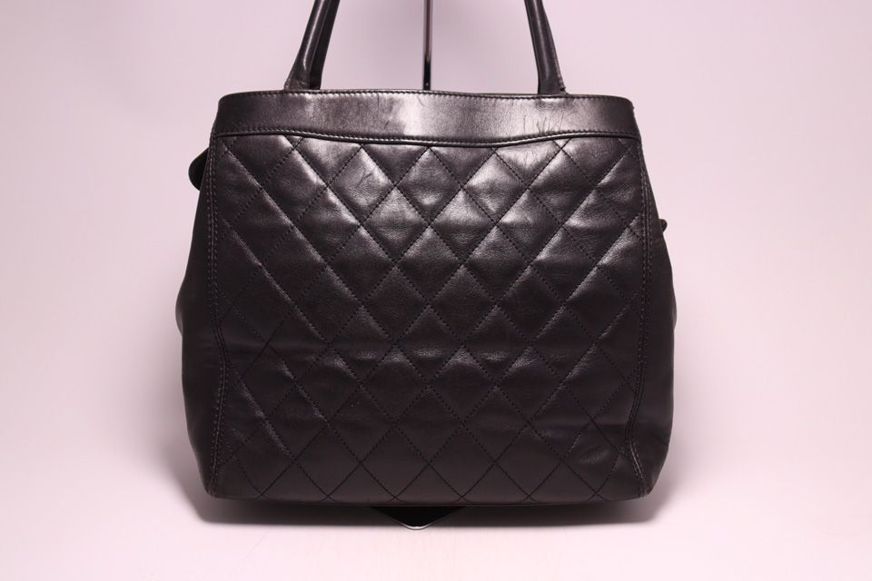 Chanel Lambskin Tote Bag Black — view 2