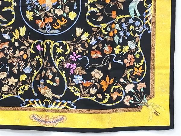 Hermes Pierres D'Orient Et D'Occident Oriental Stone and Western Carre 90 — view 3