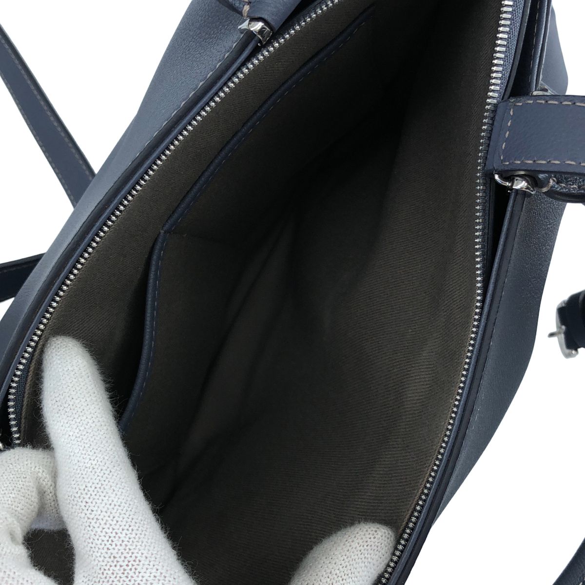 Cartier C de Cartier 2-Way Leather Handbag Navy — view 5