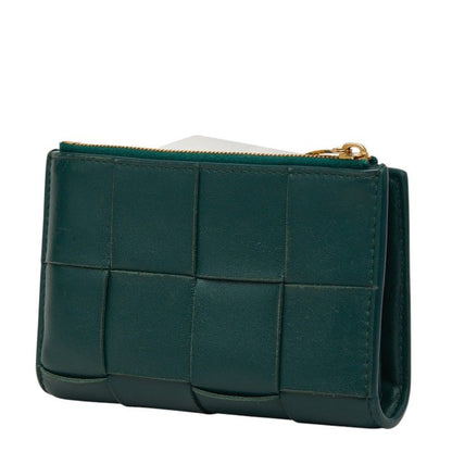 Bottega Veneta Maxi Intrecciato Cassette Bifold Wallet Green Leather — view 2