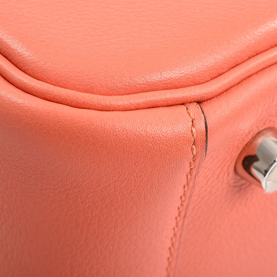 Hermes Shoulder Bag Lindy 26 — view 6