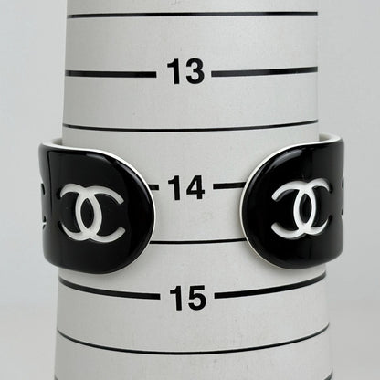 Chanel CC Logo Bangle Plastic Black Bracelet — view 6