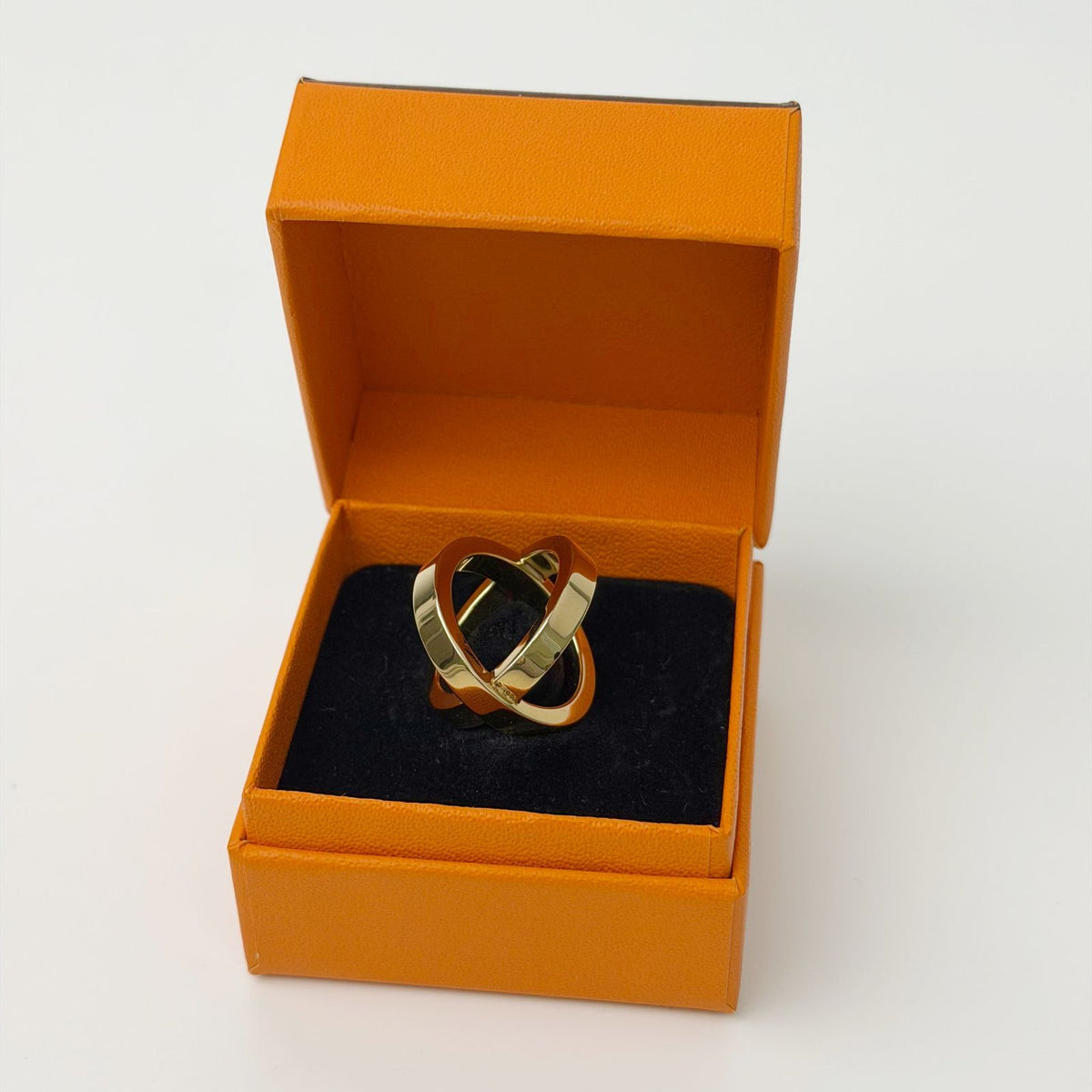 Hermes Circle Motif Scarf Ring Plated Gold Vintage — view 2