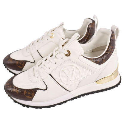 Louis Vuitton Sneakers Run Away — view 2