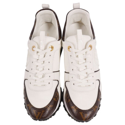 Louis Vuitton Sneakers Run Away — view 4