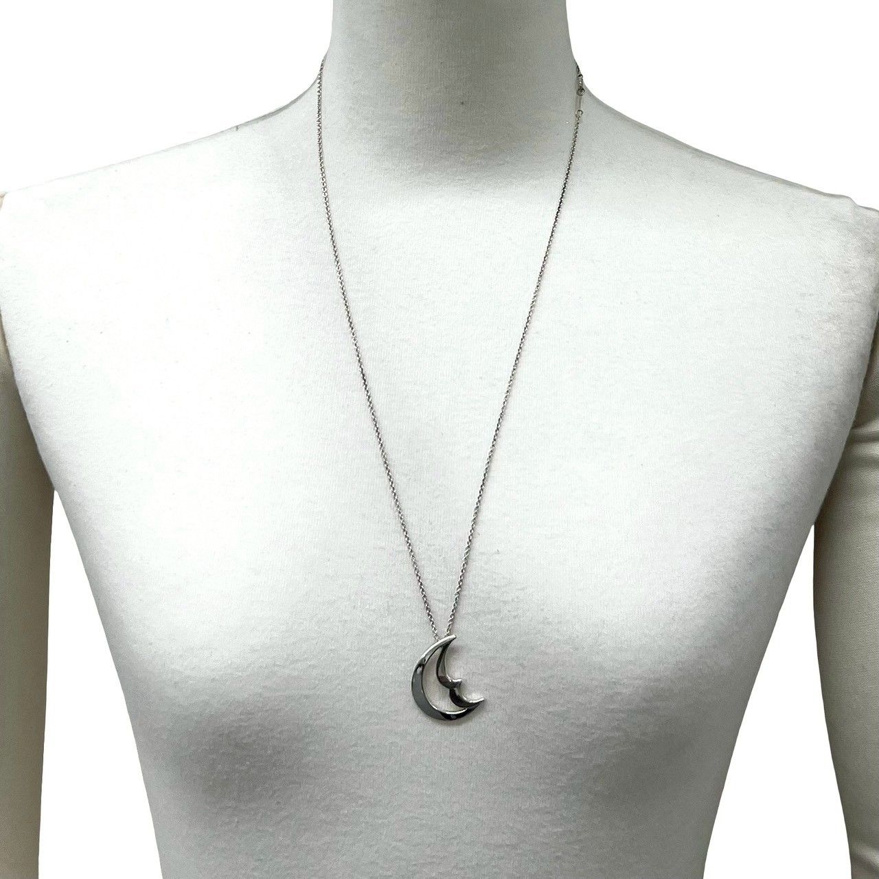 Tiffany & Co Vintage Crest Saint Moon Necklace 925 Sterling Silver Pendant — view 2