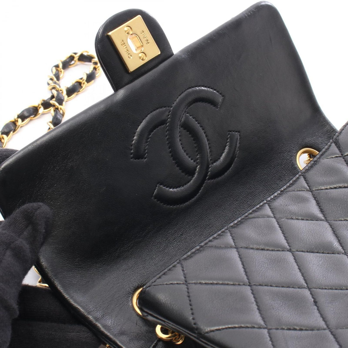 Chanel Shoulder Bag Mini Quilted 20 Black Lambskin Chain — view 7