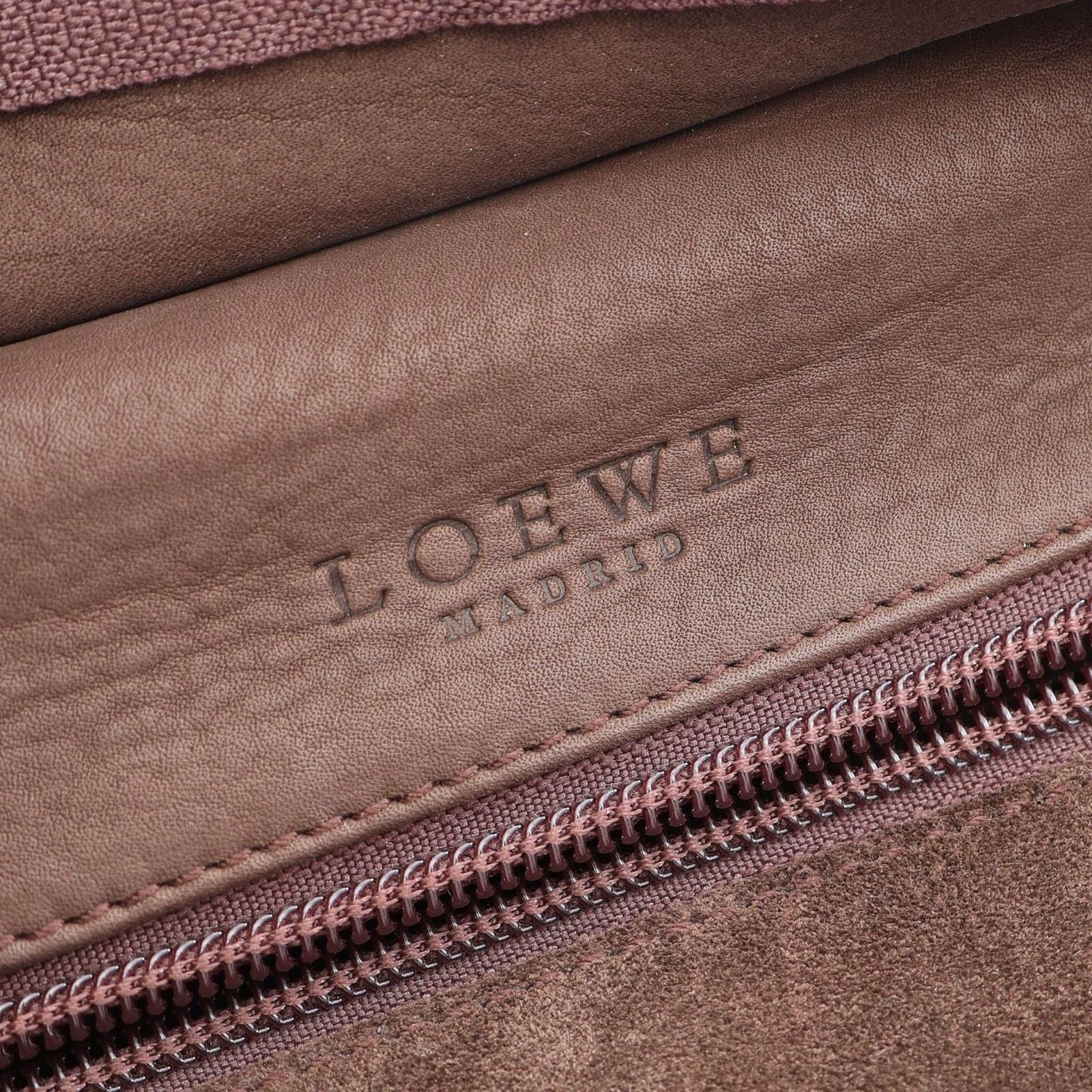 Loewe Handbag Amazona 28 Dark Brown Suede Leather — view 4