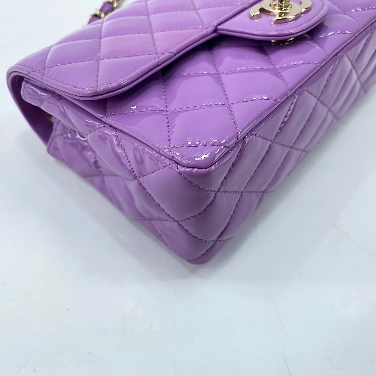 Chanel Shoulder Bag Mini Quilted — view 8