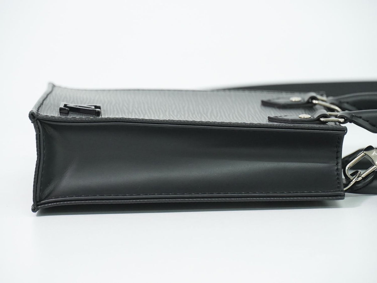 Louis Vuitton LV Petite Sac Plat Epi Leather 2-Way Shoulder Bag Noir Black — view 4