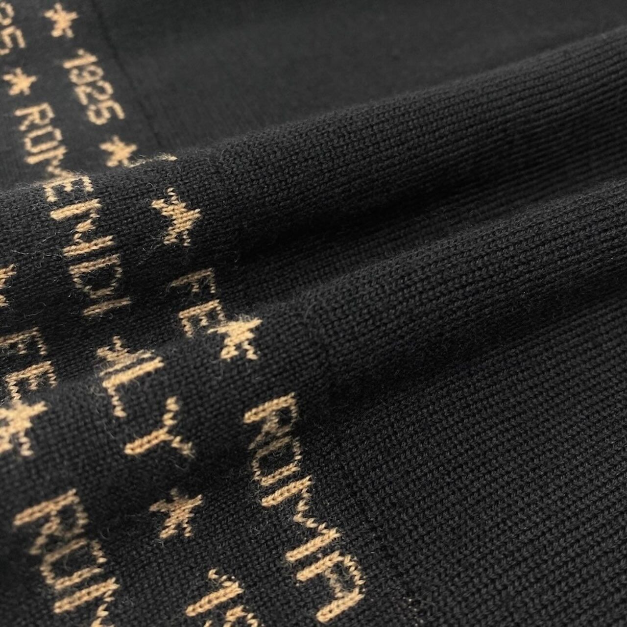 Fendi Logo Print Knit Skirt Knee Length Wool — view 6