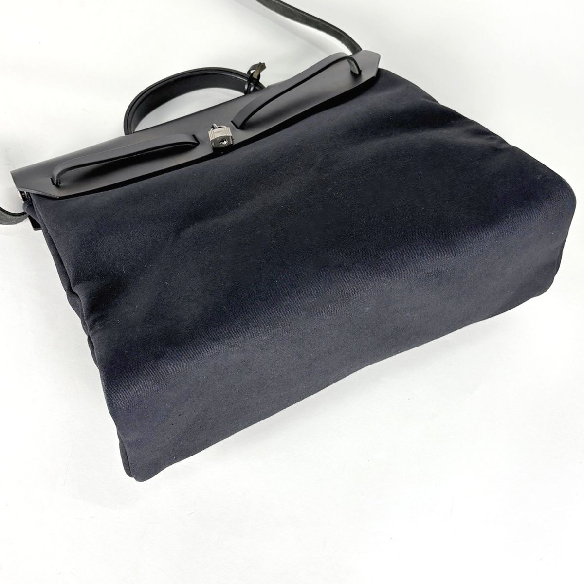 Hermes Herbag MM Handbag 2-Way Toile Officier Black — view 2