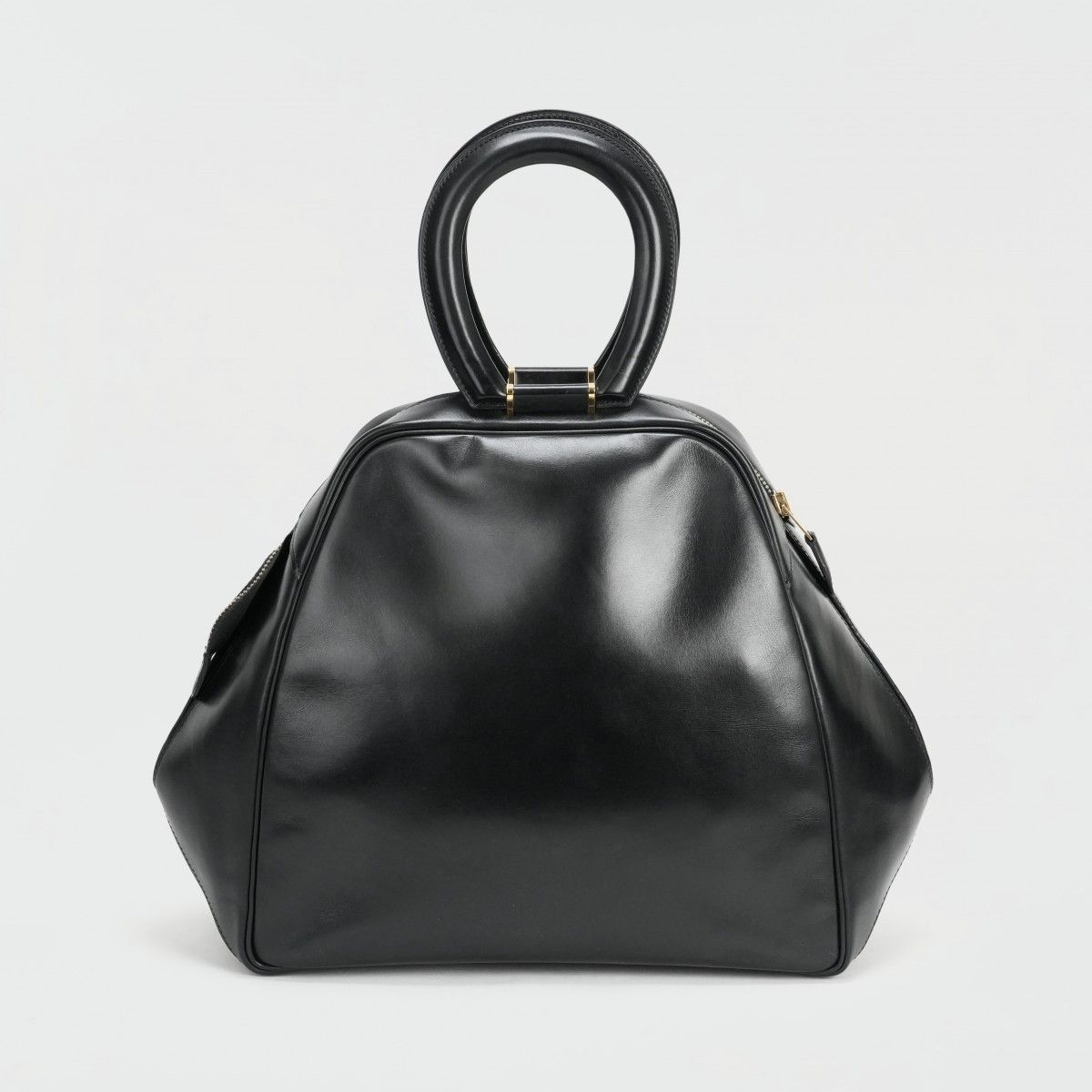 Hermes Tote Box Calf Noir Black Gold Handbag Vintage Antique Out of Print Rare — view 4