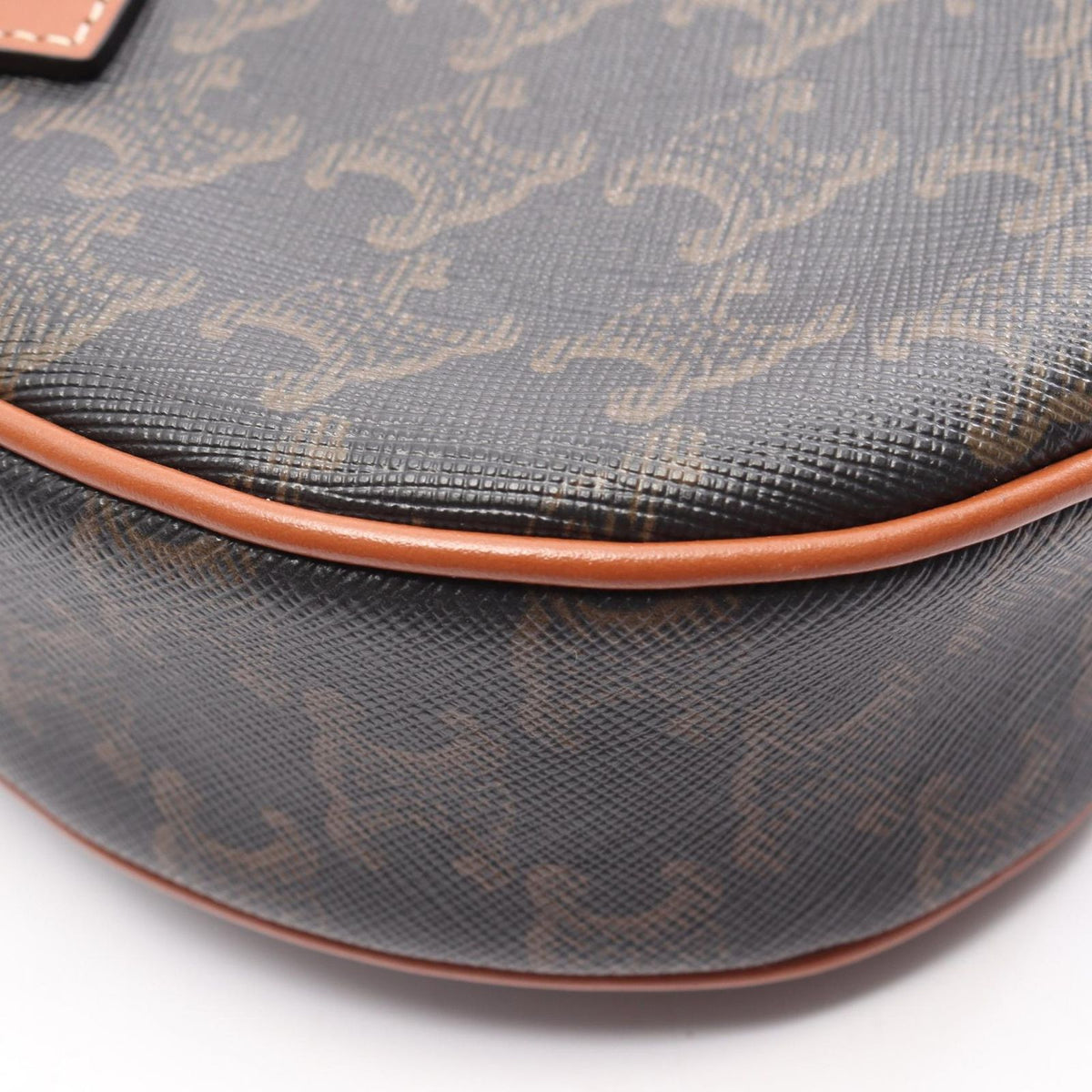Celine Triomphe Heart Shoulder Bag — view 6