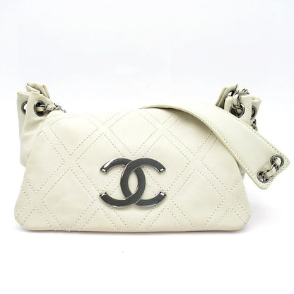 Chanel Diamond Stitch Chain Shoulder Bag Leather White