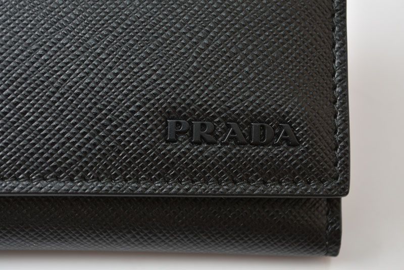 Prada Key Case Key Holder 6 Leather Black Gray Gunmetal — view 3