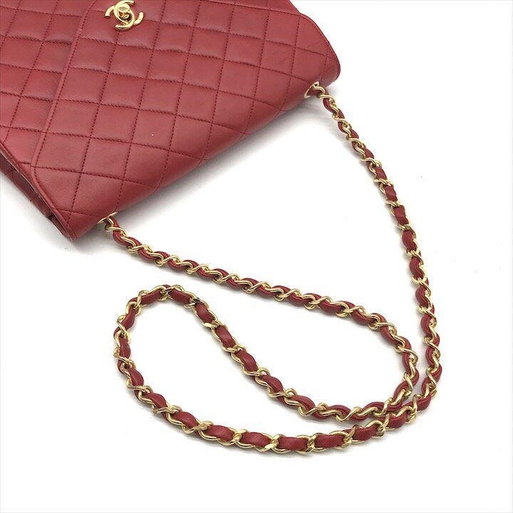 Chanel CC Logo Quilted Chain Shoulder Bag Turnlock Leather — view 6