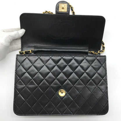 Chanel CC Logo Quilted Push Lock Lambskin Chain Shoulder Bag Black — view 7