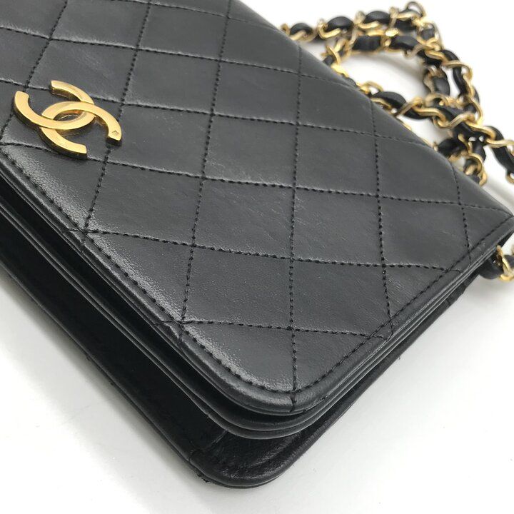 Chanel CC Logo Mini Quilted Chain Shoulder Bag Push Lock Leather Black — view 4