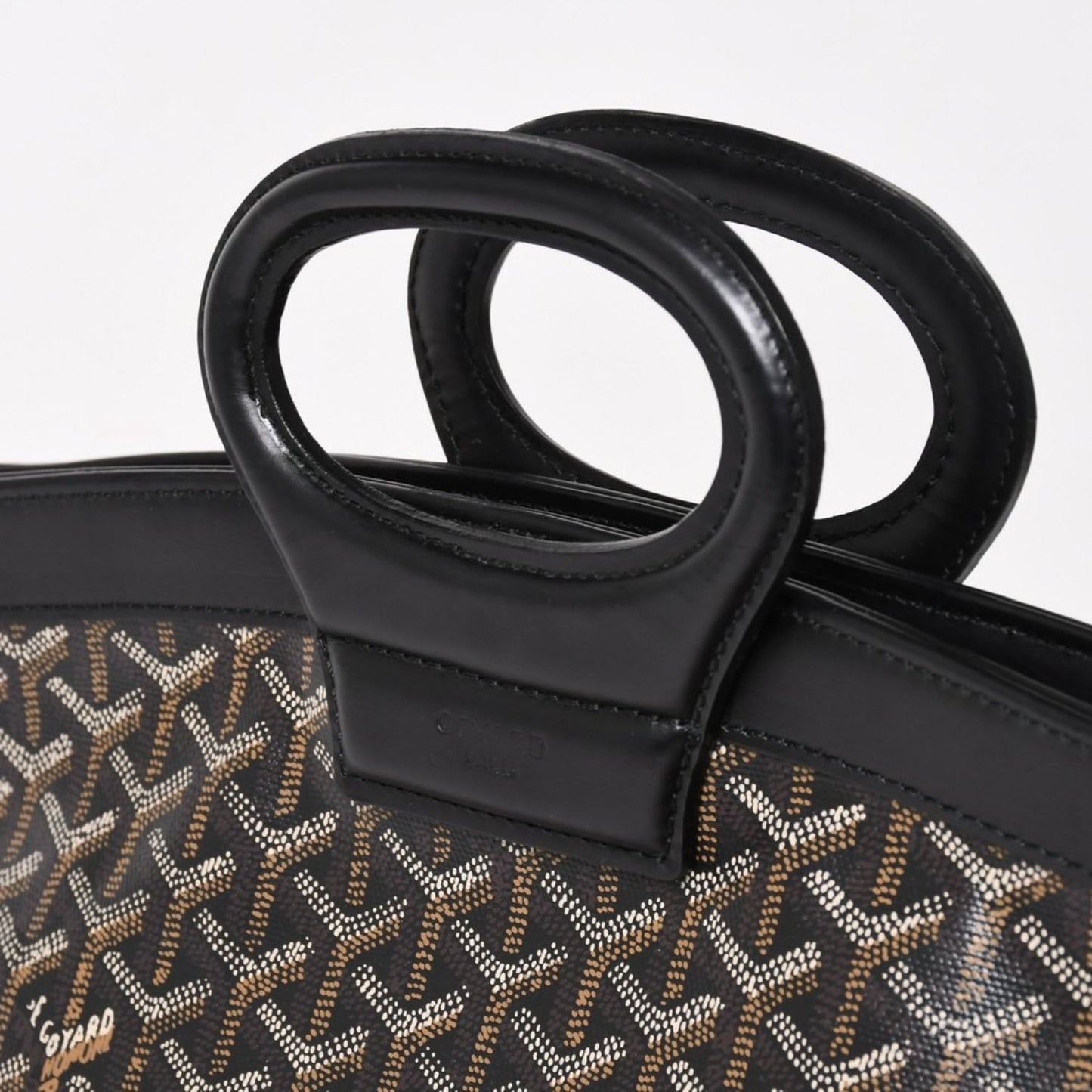 Goyard Beluga PM Handbag Leather Black Silver — view 5