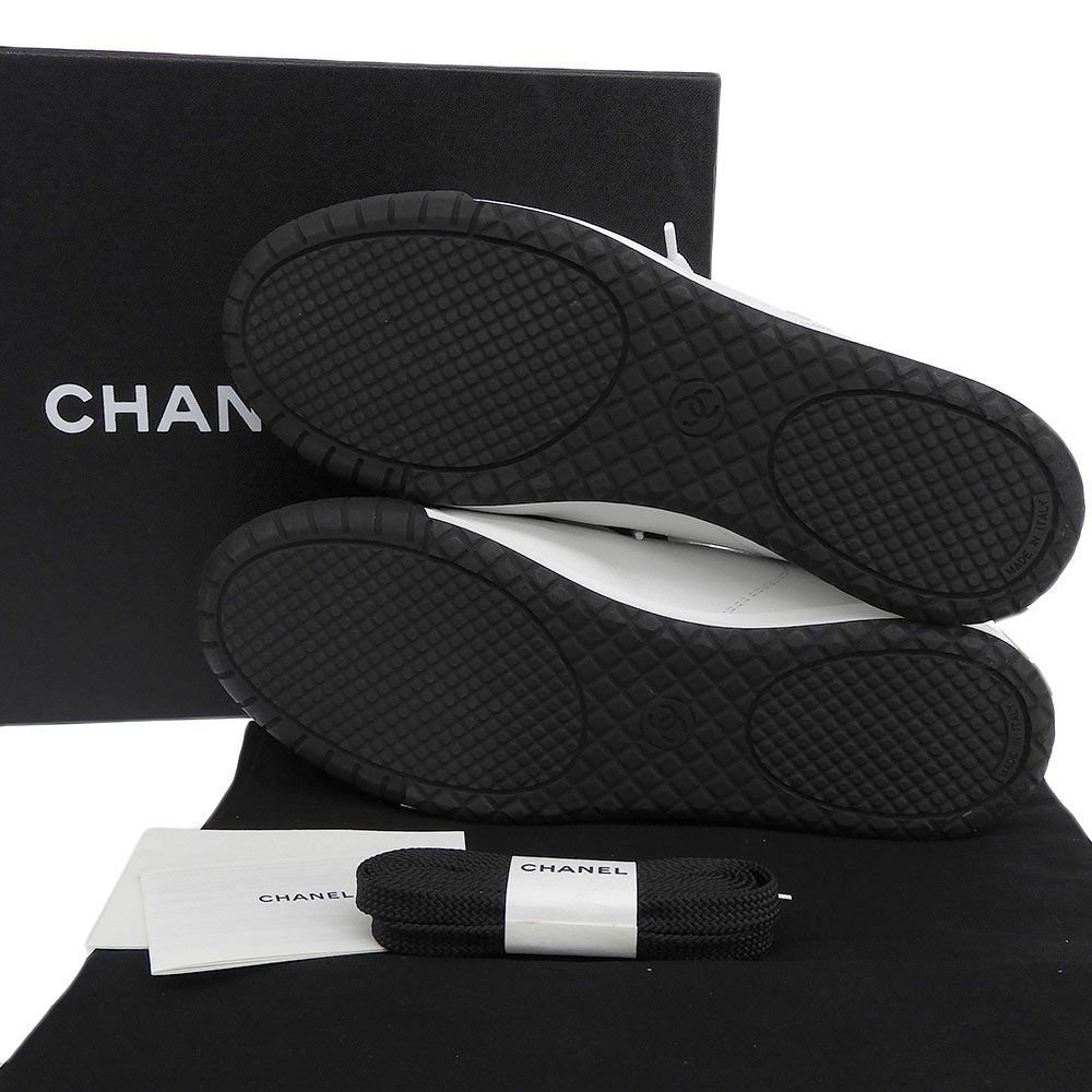 Chanel CC Logo Calfskin Suede Sneakers — view 7