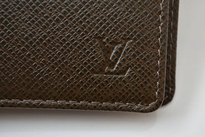 Louis Vuitton Notebook Cover Agenda PM Taiga Grizzly Dark Brown — view 4