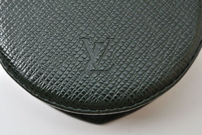 Louis Vuitton Coin Purse Porte-Monnaie Cuvette Taiga Esepia Dark Green — view 3