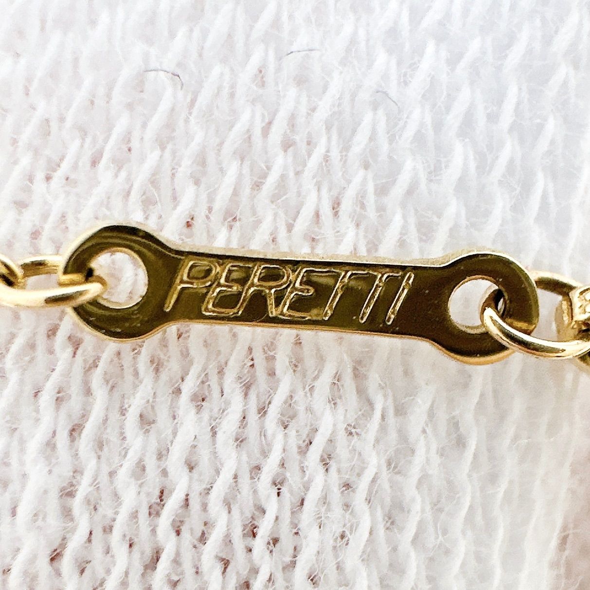 Tiffany & Co Open Heart Yellow Gold Necklace 41 — view 8